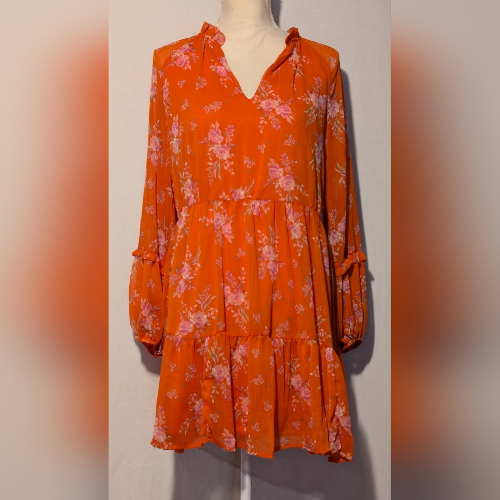 Women's Vince Camuto dress. NWT. Orange.